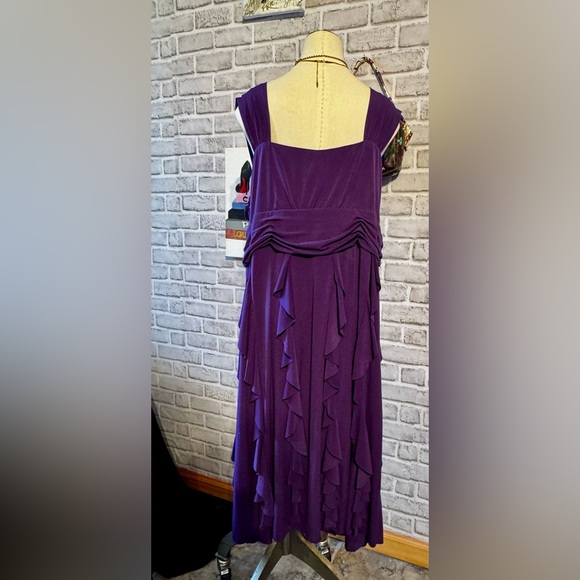 2 for $20 Vintage Y2K 90s Dress Purple Sleeveless rhinestone accent Cocktail - Picture 3 of 3